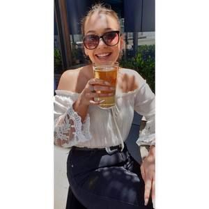 Meet your Posher, Hayley